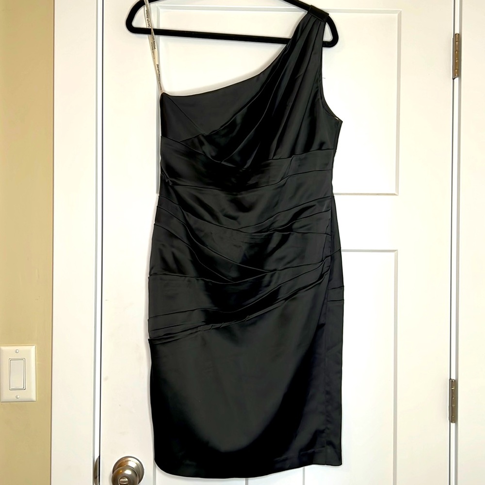 David’s Bridal Bridesmaid or Cocktail Dress. Satin/black Size 12